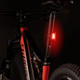 Zadnje svetlo FORCE PILL 12LM, 3 x LED, USB - Slika 5